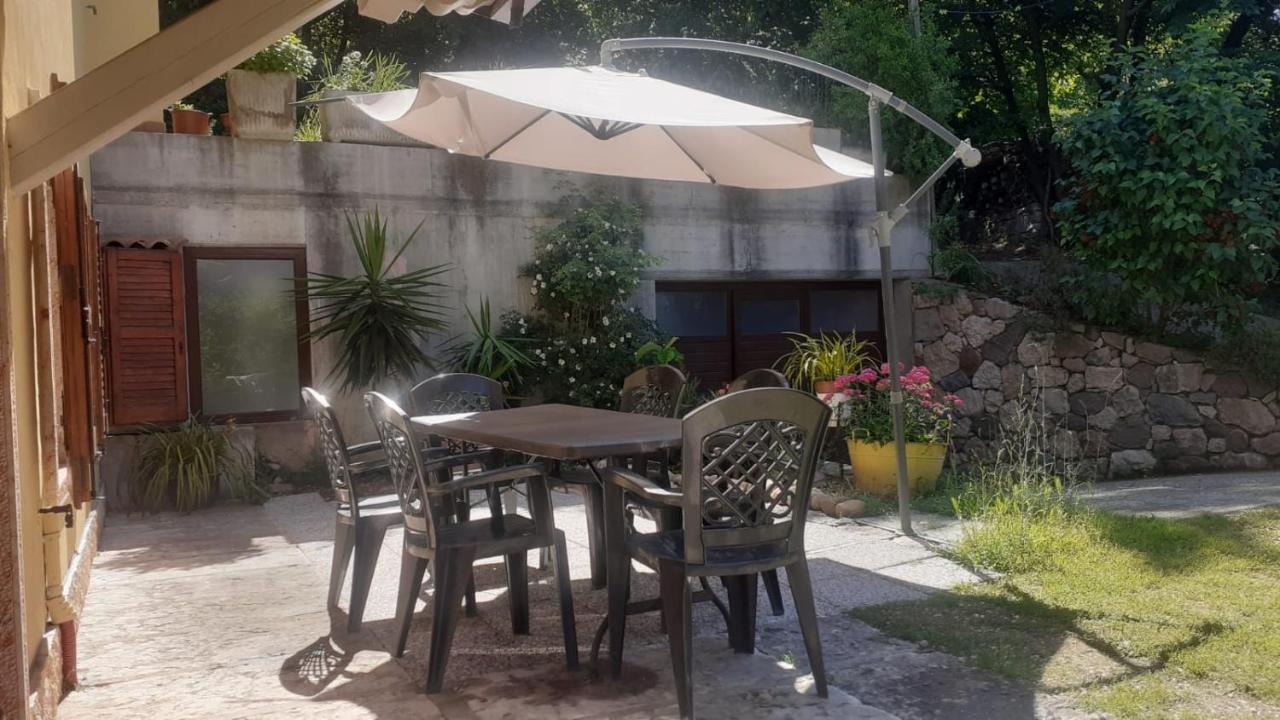Ca' La Volpe Torri Del Benaco Exterior photo